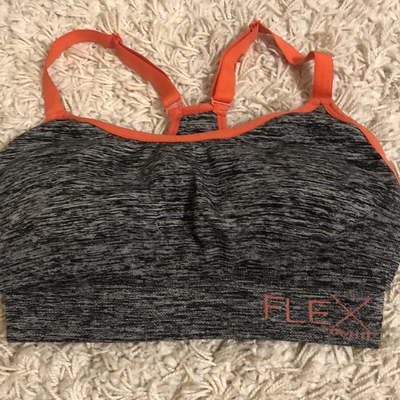 Lot of 2 Sports bras size M - Picture 2 of 8